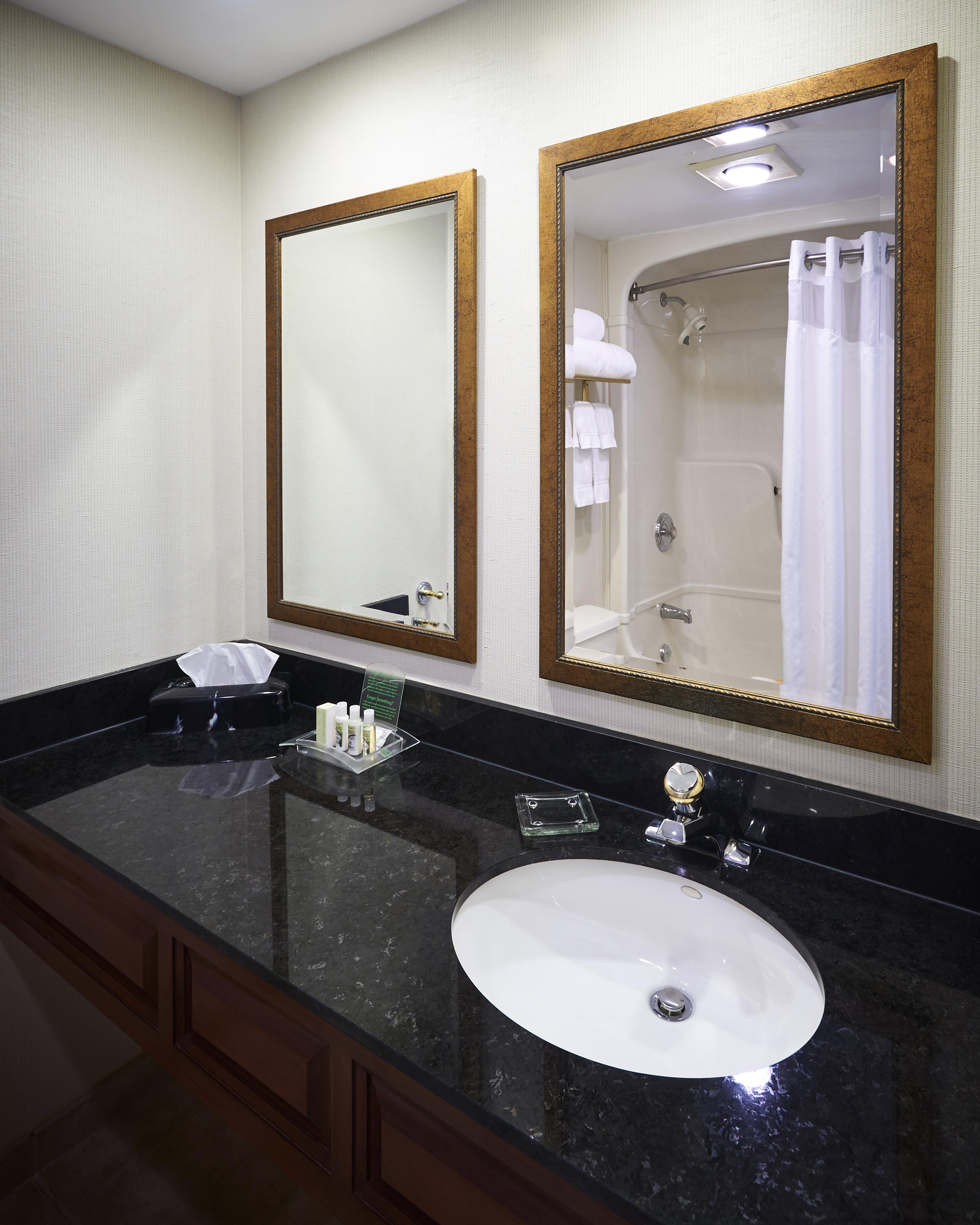 Holiday Inn & Suites Oakville At Bronte By Ihg Exteriör bild